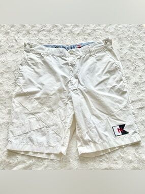 Nautica Shorts Mens 34 White Flag Anchor Sailing Coastal Preppy Beachy Summer